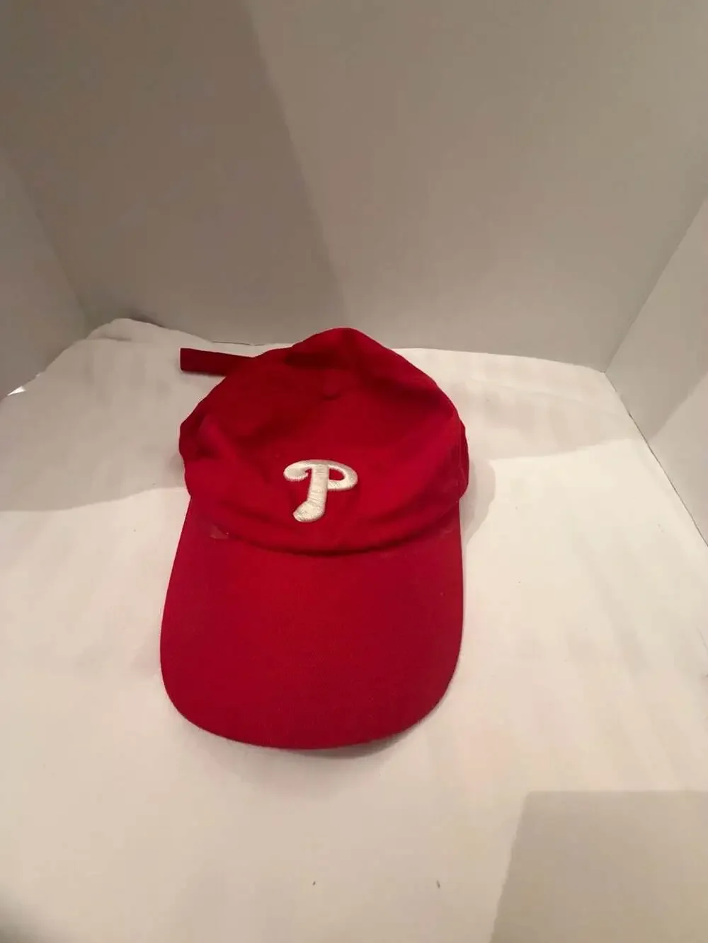 New Era Philadelphia Phillies Youth Red Adjustable Strapback Hat